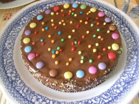 Recette gâteau d'anniversaire décoré - Activité manuelle et