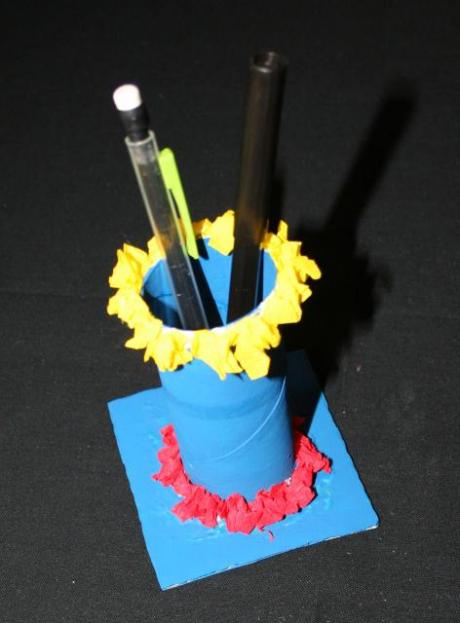 Pot à crayon en carton - Activité manuelle et bricolage pour enfant